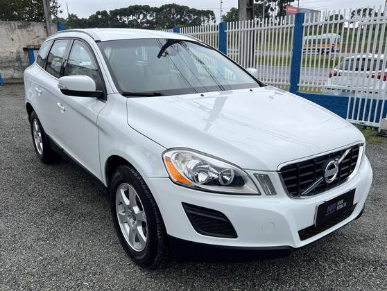 VOLVO XC60 2.0 T5 COMFORT FWD TURBO GASOLINA 4P AUTOMÁTICO